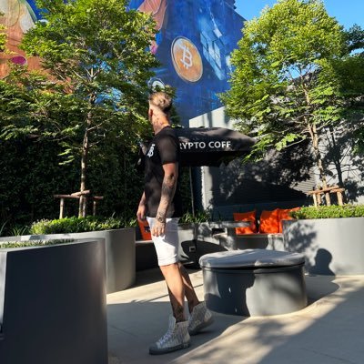 RickyBreeds's profile picture. The road to £100 Million 💰