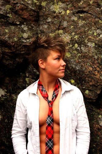 ninamuffmuncher's profile picture. The Nipple Effect!