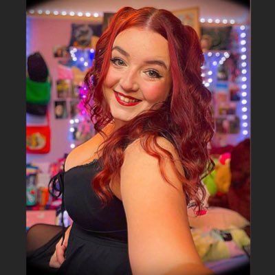 🌜UK🌛 | ♈ | just a simple woman tryna make her way through the galaxy🌟 | Twitch Affiliate 🎮 | TikTok: abbsiees IG: abbiegiffin 💖