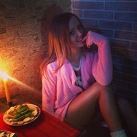 Dr. K: TheGirlNextDoor ❤️ Memecoin (@smalmingle34417) 's Twitter Profile