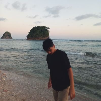 pratamamam's profile picture. Hustler