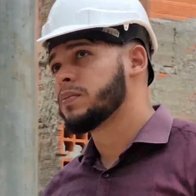 Engenheiro civil que opina quando for pertinente o assunto