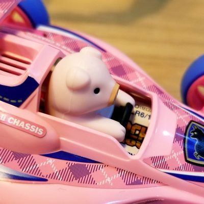Rotten apple showcaseでギターを弾いています(休止中) ムスタング 左利き
新宿ゴールデン街ブルードラゴン(三番街)&スミレ(まねき通り)で働いてます🐉💐
野球とかビールとか…