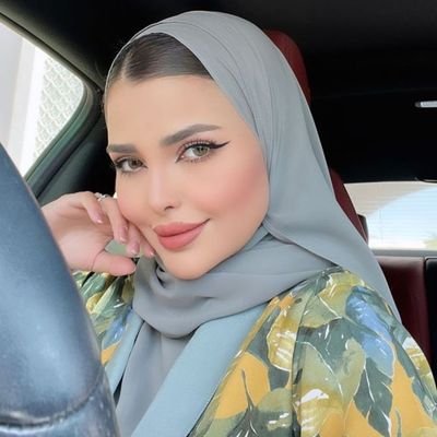 مدونة مناصرة للمرأة🧕 المرأة يمكن ان تكون رئيسة👸- موظفة- ام- زوجة..في وقت واحد