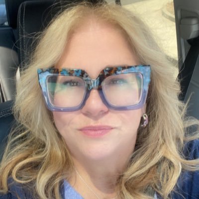 Wife. Whiskey drinker. Food Lover. Jedi sales woman.