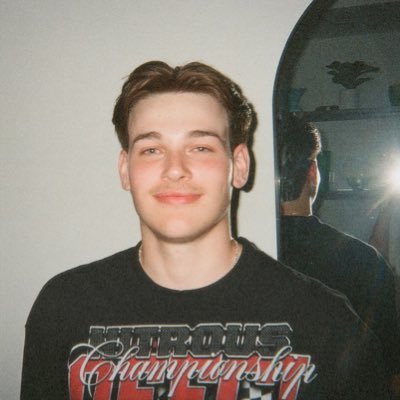 stevielaios's profile picture. IG @stevielaios