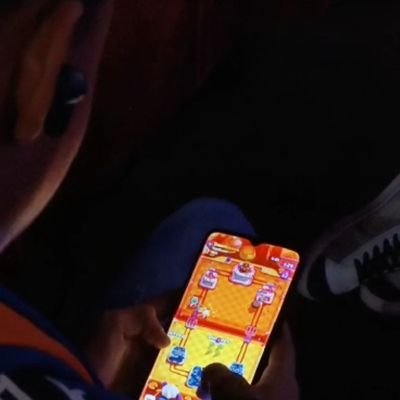 🇻🇪 | Jugador retirado de @ClashRoyale, vividor casual de la vida