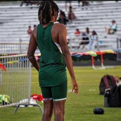 Deland High School T&F C/O 24 || LJ(19’4) || ||TJ-(41’7) GPA 3.6