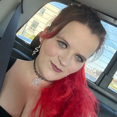 nicolegmp's profile picture. My past is my past. I wont try to hide or change it but will just except it and know it has made me stronger.
