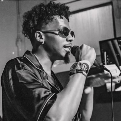 peacebyflash11's profile picture. ✞JC ---𝑇ℎ𝑎𝑡 𝐺𝑢𝑦 𝑊𝑖𝑡ℎ 𝑇ℎ𝑒 𝐹𝑜𝑟𝑒𝑖𝑔𝑛 𝐹𝑒𝑎𝑡𝑢𝑟𝑒𝑠✨🇮🇷 🏝📿