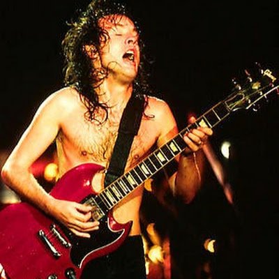 tosh_miller's profile picture. 