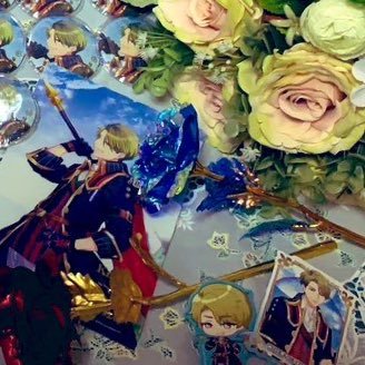 30↑社会人。A3!(千景、十座、臣、ガイ)、アイナナ(TRIGGER、虎於)、グラブル(ベリアル、サンダルフォン、ラインハルザ、ネハン>他いっぱい)、FGO(クー・フーリン)、呪術(脹相>宿儺、悠仁)、恋深(シン、レイ)