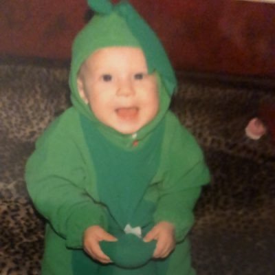 user182627252's profile picture. 18