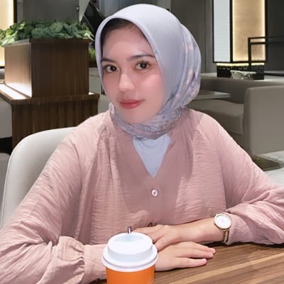 Almayaaf_'s profile picture. teman hidup jangan lupa solat dulu ya
