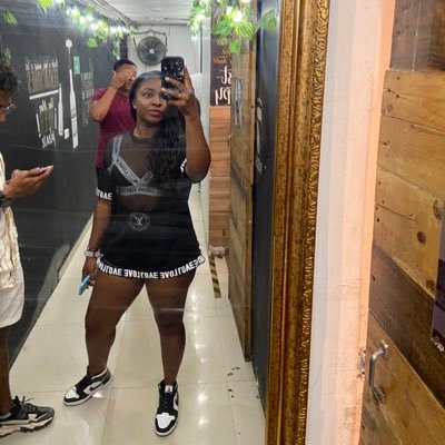 laybeja's profile picture. ENFERMERA PROFESIONAL especialista en AUDITORÍA EN SERVICIOS DE SALUD •• LSRC, EMPS 👩‍👧‍👦