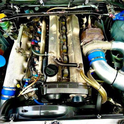 6w_js's profile picture. GSX-R1000R・NINJA250 ・ C35 ローレル　外装屋、大型ドローンパイロット⌘