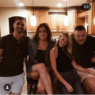 WifeAdmirer's profile picture. Married man here looking for like minded husbands and people to explore the way we look at our wives!!