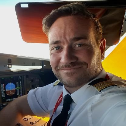 AIRBUS A330 Pilot • IBERIA
📍MAD Barajas Airport