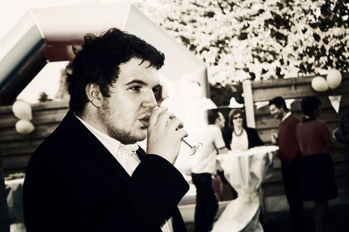 Belgian Geek. With interests in IT, games, music, general geeky things and other creative artforms.