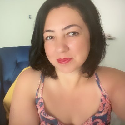 damla_unat_'s profile picture. ASALET ASİLİKLE DOĞAR.EN AZINDAN BENDE BÖYLE 🧚Ankara Üniversitesi Tıp Fakültesi, Anadolu Üniversitesi İngilizce İşletme 👩🏻‍⚕️🩺💉Acil hekimi , Aile Hekimi