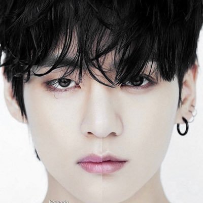 howtopaintao3's profile picture. in my universe where taekook is married.

a 40 year old tiger mom who has three daughters.