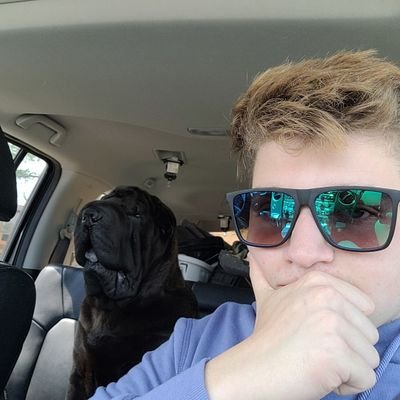 18 | Twitch: Scerbzz  | cutest dog dont @ me | Class of '23 | #UBHornsUp | POWERED BY @gamer_sleeve