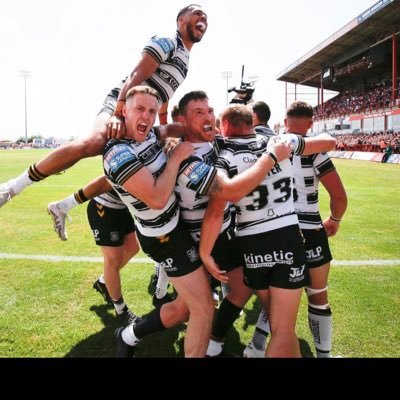 Supported Hull FC for over 47 years Seen it all …the highs and lows of supporting my club 🖤🤍