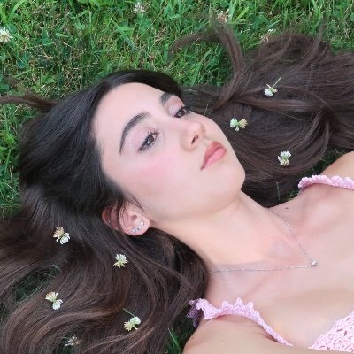 NYC 🦋 singer/songwriter 🦋 Indie Pop
Independant Artist