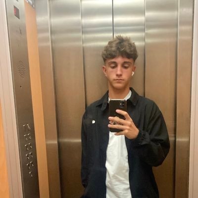 nicoopriedee's profile picture. tw mola