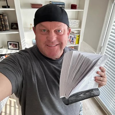 🔥 Reading and Writing Scary Stories 💀 Blog: https://t.co/E0UUh9PBpX 👻 Website: https://t.co/N91b6BlpsK