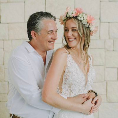 utt_oh's profile picture. Dog Mom, Teacher, Science Nerd