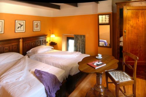 Relais6's profile picture. Relais 6 is a refined and exclusive four star Hotel located in one of elegant area in Rome. 22 Rooms, 2 suites 5 two-rooms flat: apt to satisfy all needs...