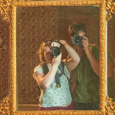 80's hippies 🌼 LEGO 🧱 Boeken 📚 Katten 🐈 Kunst 🖼️ Fotografie 📷 Muziek 🎵 Indisch voer 🍲 #MuseumKoekjes 🍪 #DoppioDino 🦕