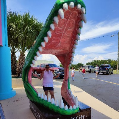 Kali945's profile picture. Teacher, Christian, Friend
#clearthelist