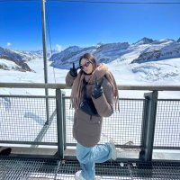 Deborah Zhang (@itsdeborahzhang) 's Twitter Profile
