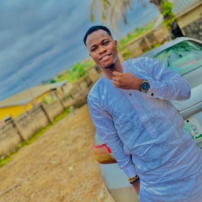 Dealer in all kind of wristwatch ⌚⌚⌚ and gold/Manchester United♥♥ fans/Die hard Olamide fans/Computer👨‍💻 operator 💯/Software Engineer/Printing Press Expert.