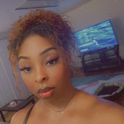 emotional mess, this my diary. so mind your business. 🫵🏽