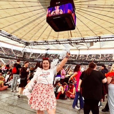 _schenny__'s profile picture. ✨Lets Dance ✨Jodie Comer ✨ Scarlett Johansson ✨Malika ✨ Bunch of other stuff ✨ Harry styles ✨ Marvel