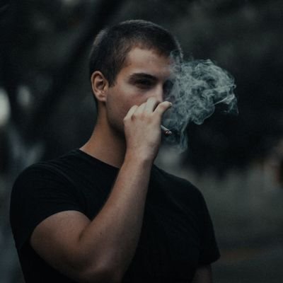 Slowflow_Q's profile picture. MBBS    
great at doing nothing. #isfp