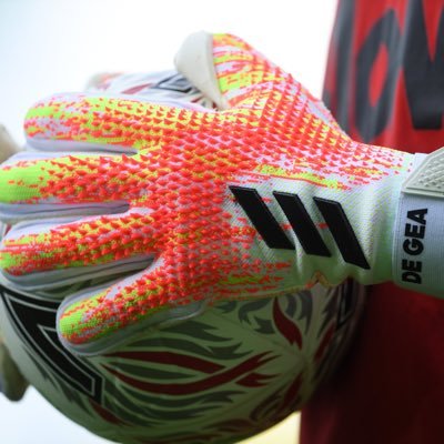 DawidiBra's profile picture. Twitter Where Strangers Can Become Friends•••••• @ManUtd••••@warriors••••@packers•••@AFCAjax•••@AsanteKotoko_SC•••Aspiring Football/Soccer Coach