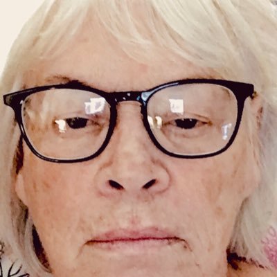 Barbaradunne19's profile picture. Former bank officer, 3 kids 4 grandkids. Country living is awesome   happy to wake up every day.