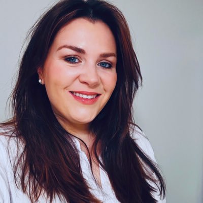 Elementary Educator & Thamesford Thunderbird 🍎 Passionate about developing critical thinkers and advocating for high-quality public education. (she/her)