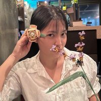 부엉 (@1styeri) 's Twitter Profile