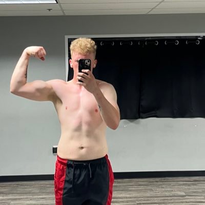 USN ⚓️ a kid trying to find his way around the world