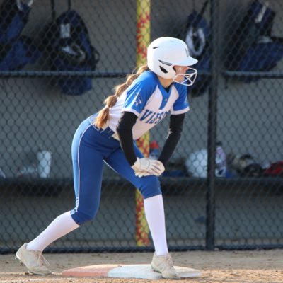 Hilliard Davidson 2025/GPA 4.16/Cheer & Softball/2B,OF/email- macypettit@gmail.com