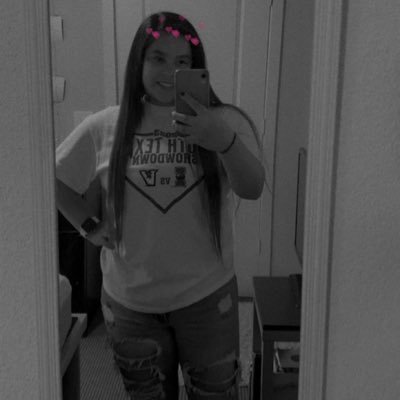 DezaraePerez's profile picture. 