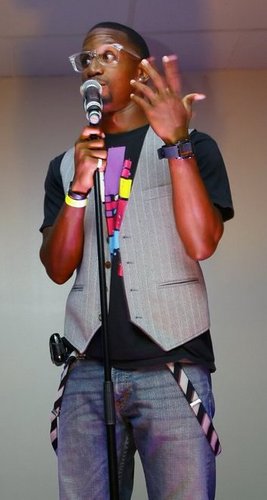 Comedian out of Texas who can bring the funny to your town. Parody.