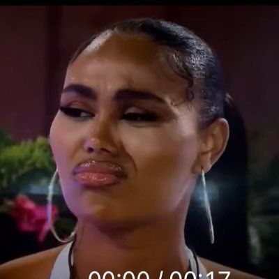 watching s10 on a delay & just finished a season rewatch before casa amor 🏖️ whitney & catherine 👑 ella & jess 👍 the others 🤷♀️