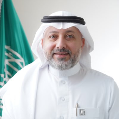 استاذ التشييد وادارة العقود والمشاريع، خبير ادارة المشاريع الكبرى والنقل العام. (حساب شخصي)
