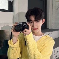 ⦮ ⦯ (@zzzjanghao) 's Twitter Profile